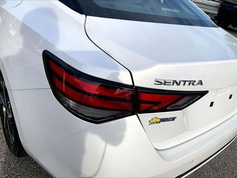 Used 2024 Nissan Sentra SV FWD image 31