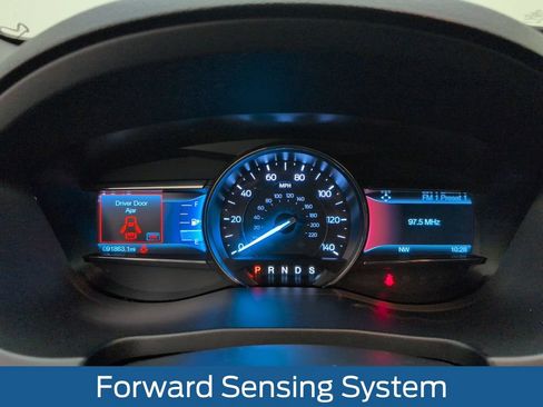 Certified 2017 Ford Explorer XLT w/ Equipment Group 202A FWD image 24