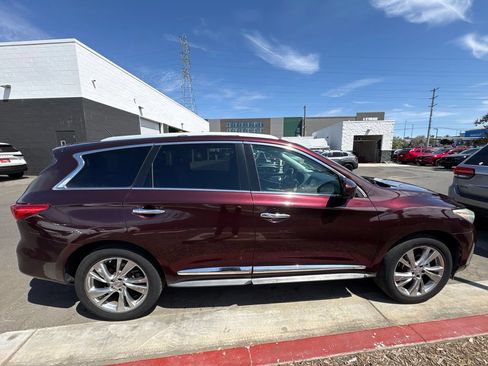 Used 2013 INFINITI JX35 AWD w/ Premium Pkg image 6
