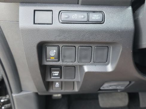 Used 2025 Nissan Frontier S RWD image 19