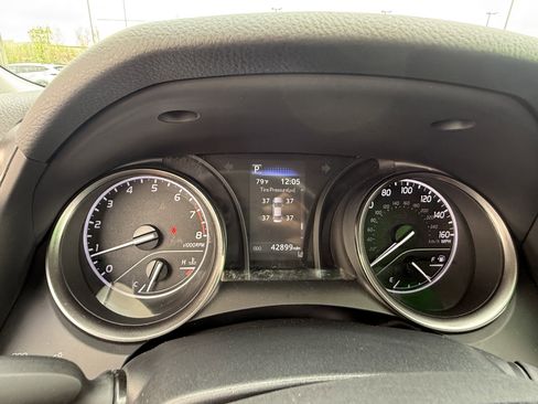 Certified 2024 Toyota Camry SE FWD image 8