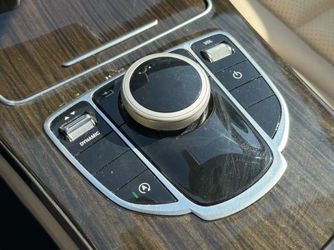 Used 2018 Mercedes-Benz C 300 4MATIC Sedan image 17