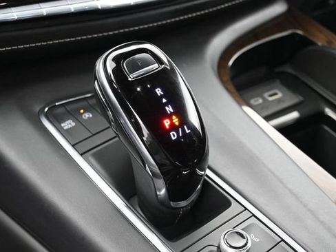Used 2024 Cadillac Escalade Sport Platinum w/ LPO, Floor Liner Package AWD/4WD image 25