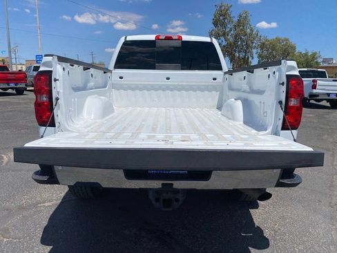 Used 2018 Chevrolet Silverado 2500 LT w/ LT Convenience Package RWD image 20