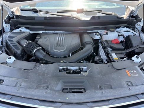 Used 2025 Chevrolet Traverse LT FWD image 21