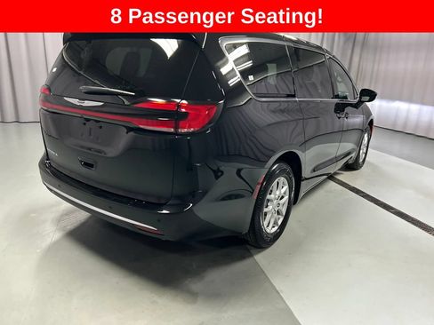 New 2026 Chrysler Pacifica Select FWD image 7