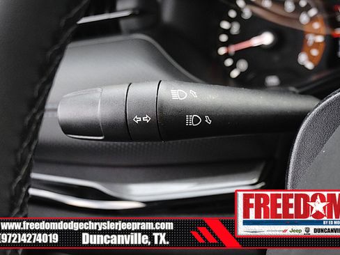 New 2026 Jeep Compass Latitude image 28