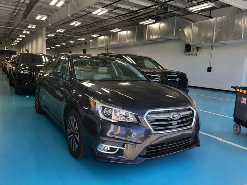 Used 2018 Subaru Legacy 2.5i Premium w/ Eyesight & BSD & Rcta & HBA AWD/4WD image 6