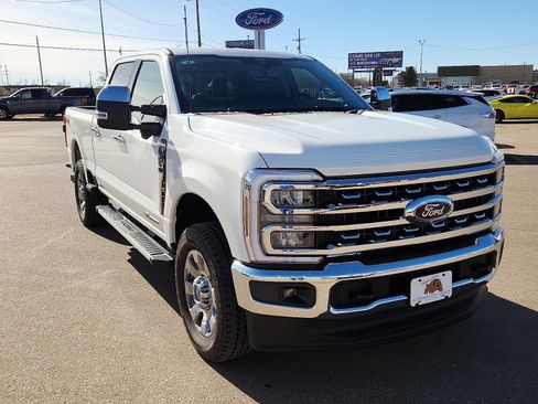 New 2026 Ford F250 Lariat w/ Chrome Package image 6