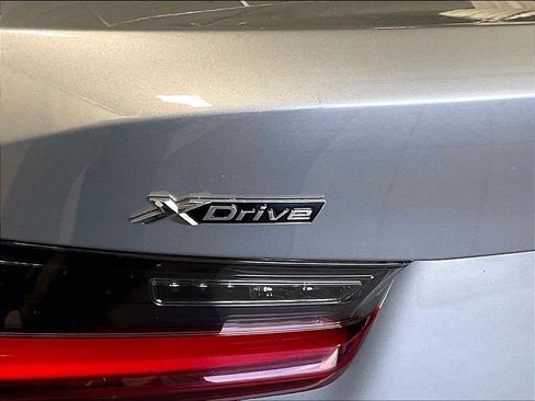 Used 2025 BMW 330i xDrive Sedan AWD/4WD image 28