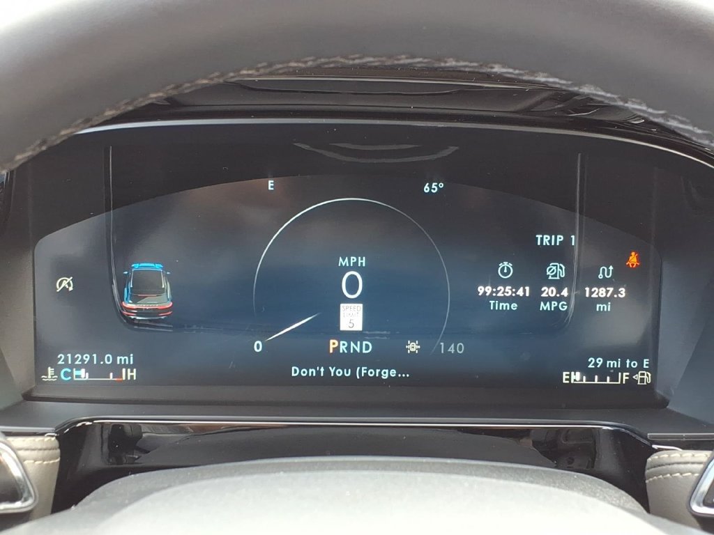 Certified 2023 Lincoln Corsair AWD image 21