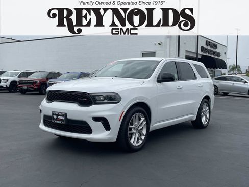 Used 2023 Dodge Durango GT RWD image 1