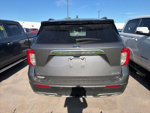 Used 2023 Ford Explorer XLT w/ Equipment Group 202A AWD/4WD image 11