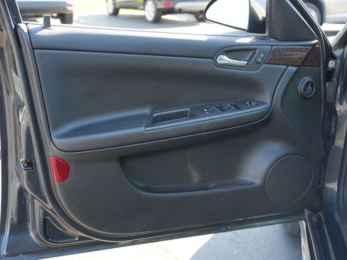 Used 2016 Chevrolet Impala Limited LS FWD image 14
