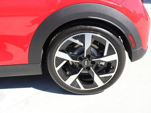 New 2025 MINI Cooper S image 6