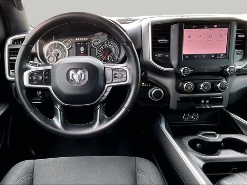 Used 2022 RAM 1500 Big Horn RWD image 5