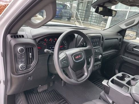 Used 2025 GMC Sierra 1500 Pro w/ Pro Value Package AWD/4WD image 8