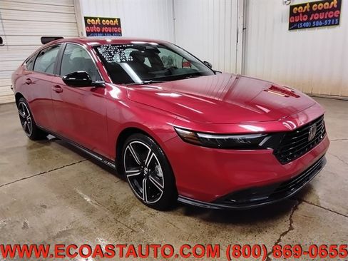 Used 2024 Honda Accord Sport image 1