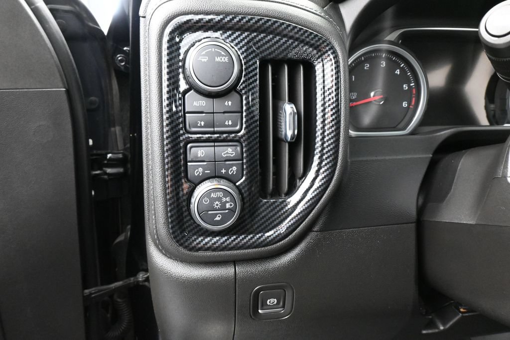 Used 2021 Chevrolet Silverado 1500 High Country AWD/4WD image 13
