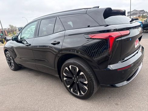 Used 2025 Chevrolet Blazer EV RS image 3