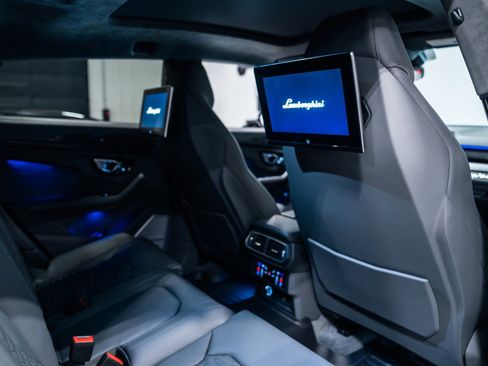 Used 2024 Lamborghini Urus S image 13