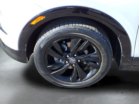 Used 2024 Buick Encore GX Sport Touring image 12
