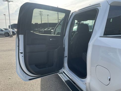 Used 2020 GMC Sierra 1500 SLT w/ SLT Premium Plus Package image 17