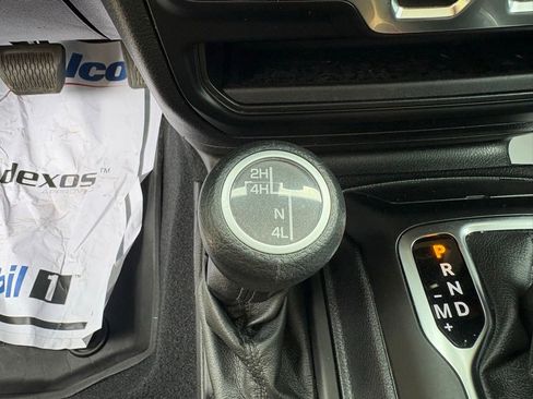 Used 2020 Jeep Wrangler Sport AWD/4WD image 4