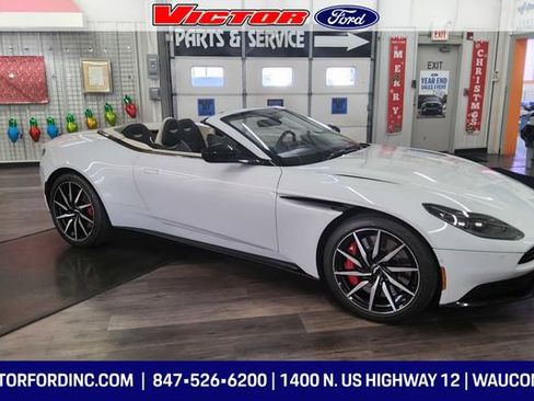 Used 2019 Aston Martin DB11 Volante image 22