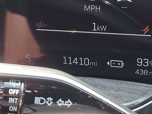 Certified 2026 Cadillac Escalade IQ Luxury 2 AWD/4WD image 20