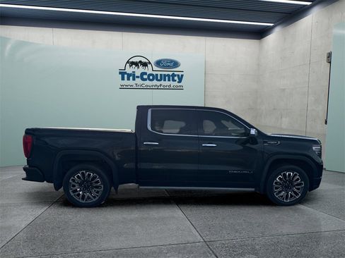 Used 2024 GMC Sierra 1500 Denali Ultimate image 7