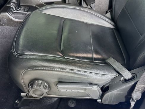 Used 2023 Jeep Gladiator Sport image 22