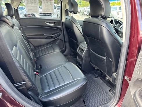 Used 2017 Ford Edge SEL w/ Equipment Group 201A AWD/4WD image 23