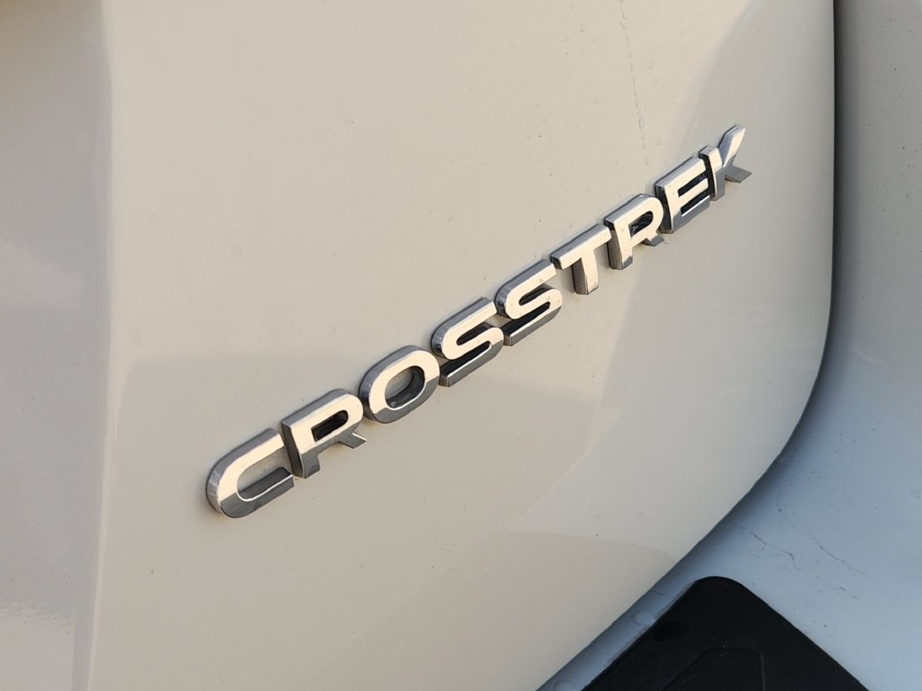 Used 2019 Subaru Crosstrek 2.0i Limited w/ Moonroof Package w/Navigation AWD/4WD image 12