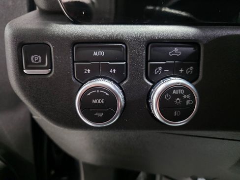 Used 2022 GMC Sierra 1500 Elevation w/ Max Trailering Package image 38