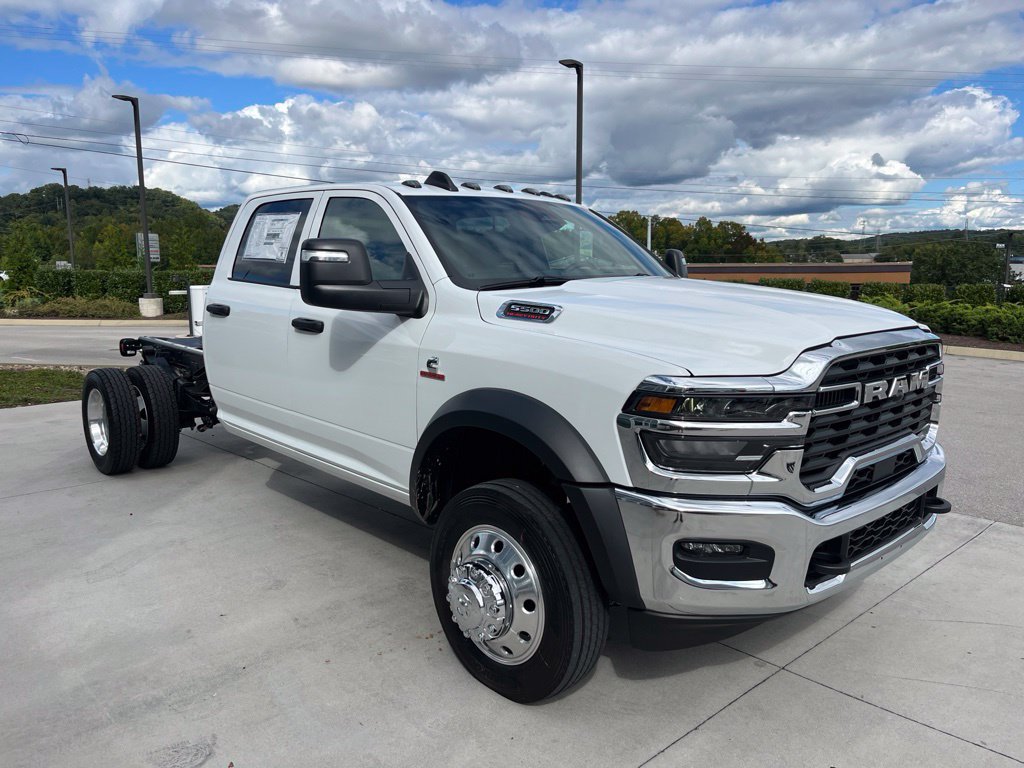 New 2027 RAM 5500 Tradesman AWD/4WD image 29