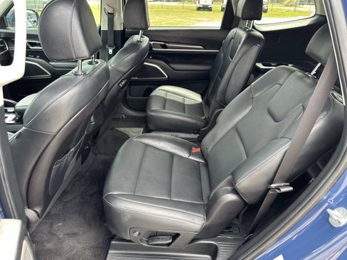 Used 2023 Kia Telluride S AWD/4WD image 17