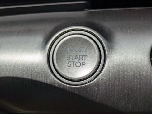 Used 2025 Hyundai Kona SEL AWD/4WD image 28