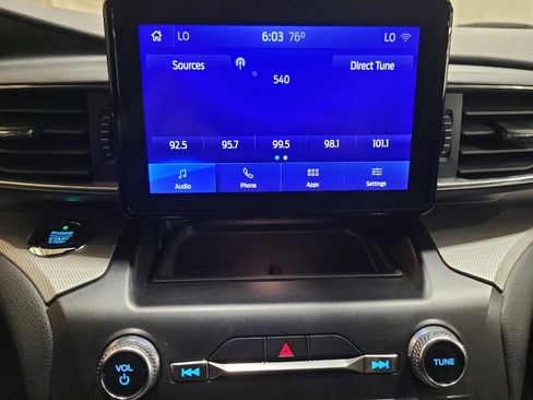 Used 2020 Ford Explorer XLT w/ Equipment Group 202A AWD/4WD image 25