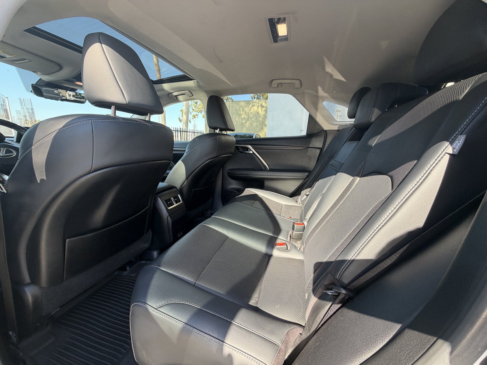 Used 2022 Lexus RX 450h AWD w/ Premium Package image 8