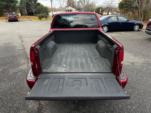 Used 2000 Chevrolet S10 Pickup LS w/ Preferred Equipment Group image 15