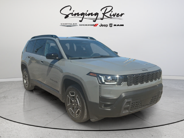 Used 2026 Jeep Cherokee Laredo AWD/4WD image 1