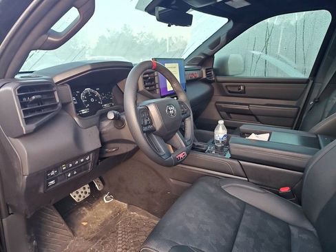 Used 2025 Toyota Tundra TRD Pro AWD/4WD image 9