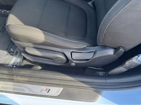 Used 2019 Hyundai Veloster N N w/ Performance Package image 12