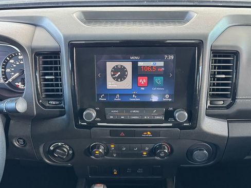 Used 2023 Nissan Frontier SV w/ Midnight Edition Package image 30
