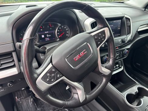 Used 2020 GMC Terrain SLT w/ Preferred Package AWD/4WD image 9