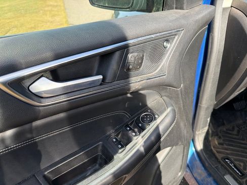 Used 2023 Ford Edge Titanium AWD/4WD image 14
