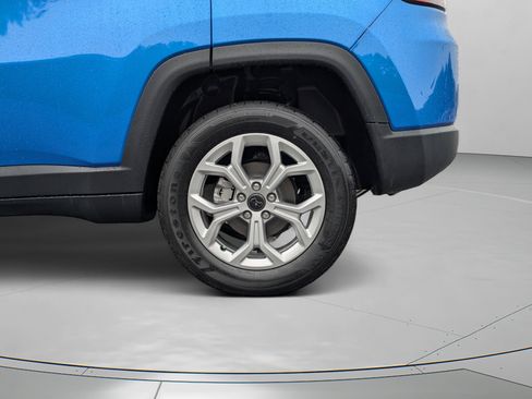 Used 2025 Jeep Compass Latitude AWD/4WD image 52