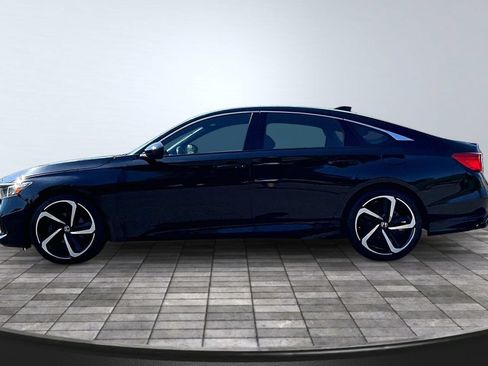 Used 2021 Honda Accord Sport image 4