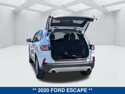 Used 2020 Ford Escape SE FWD image 13